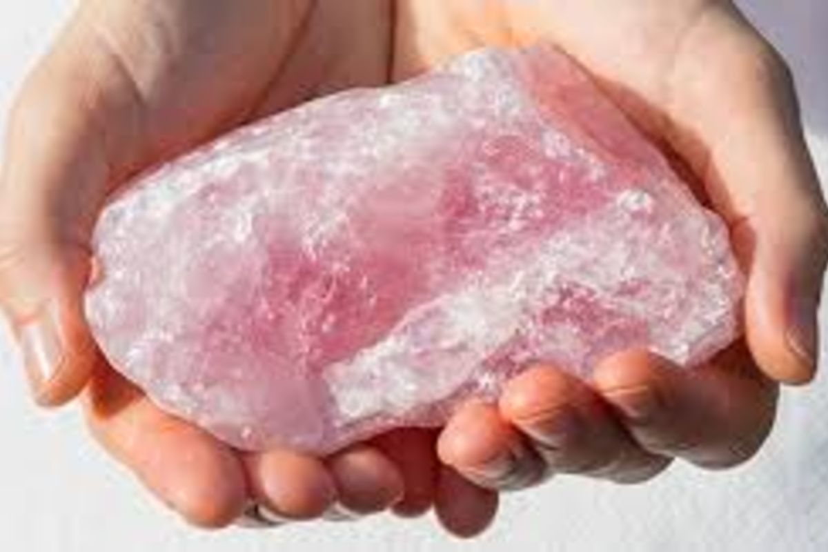 physical properties of rose quartz